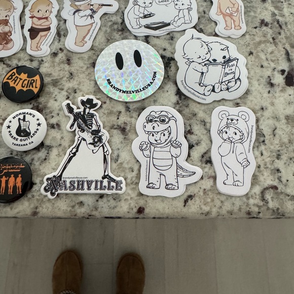 Brandy Melville pins, stickers and St. George Tote Bag - Picture 3 of 6